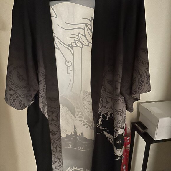 Blackmilk Princess Zelda Robe ~ LIMITED Size Small - Picture 2 of 4